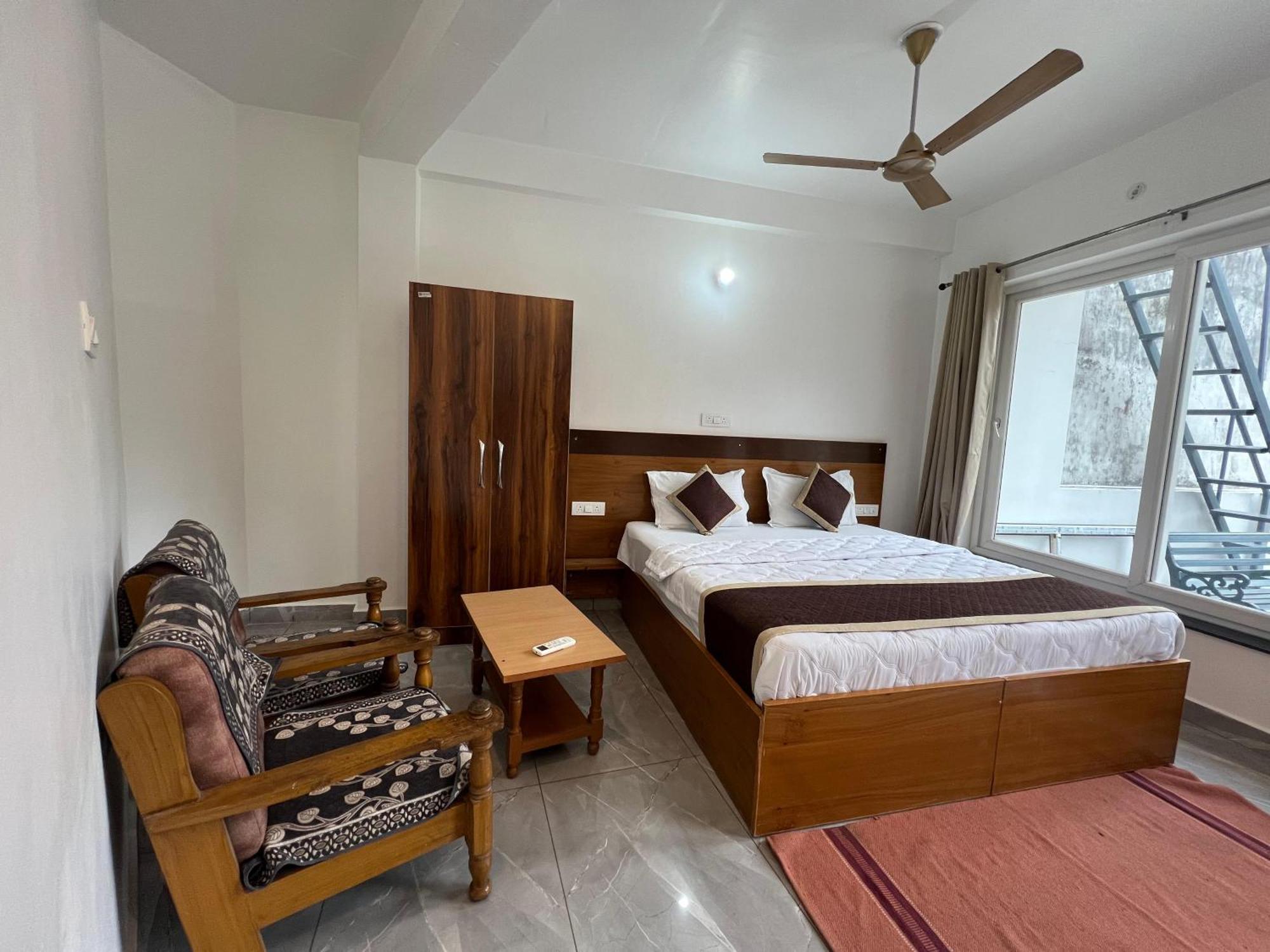 Hotel Manikut Rishīkesh Exterior foto